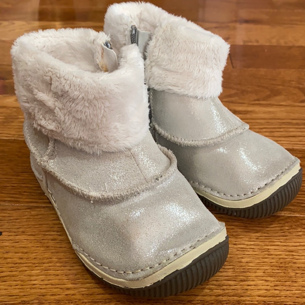 Stride Rite Cheyenne toddler boot, zip close